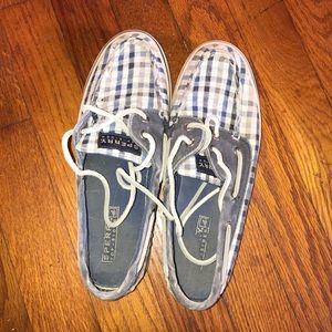 Women’s sperry boat shoes